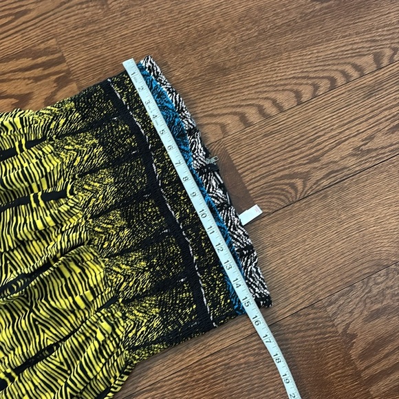 Xhilaration tribal Smocked Strapless maxi Sundress
Size XXL Multicolor Rayon - Picture 10 of 14